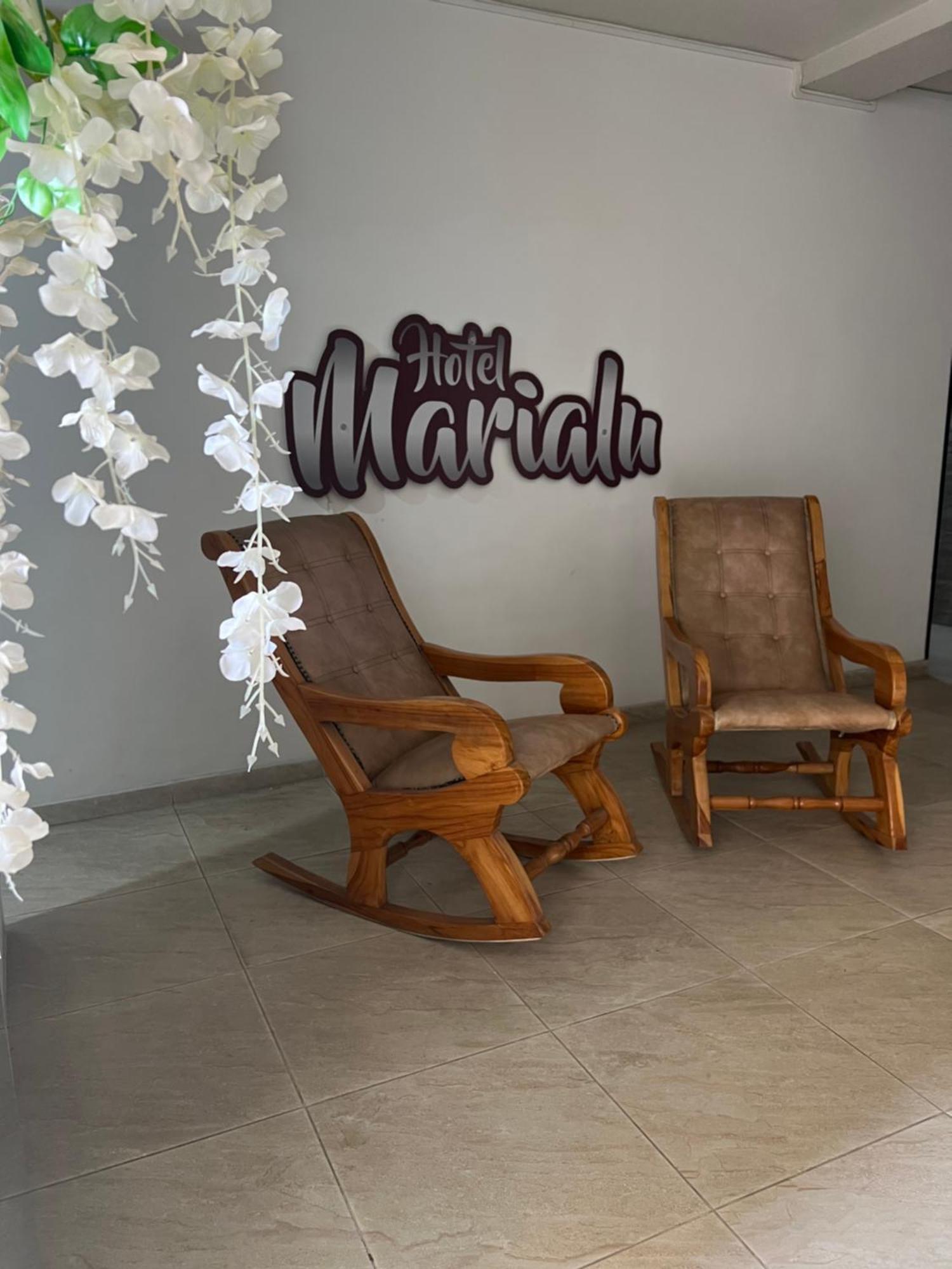 Hotel Marialu Ocaña エクステリア 写真